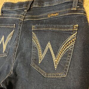 Wrangler Q-baby Ultimate Riding Jean sz.7,36